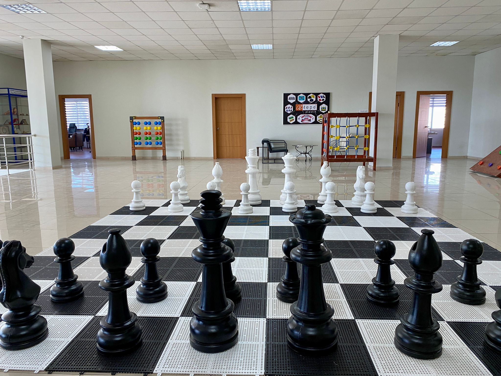 chess set (2) гигантски шах
