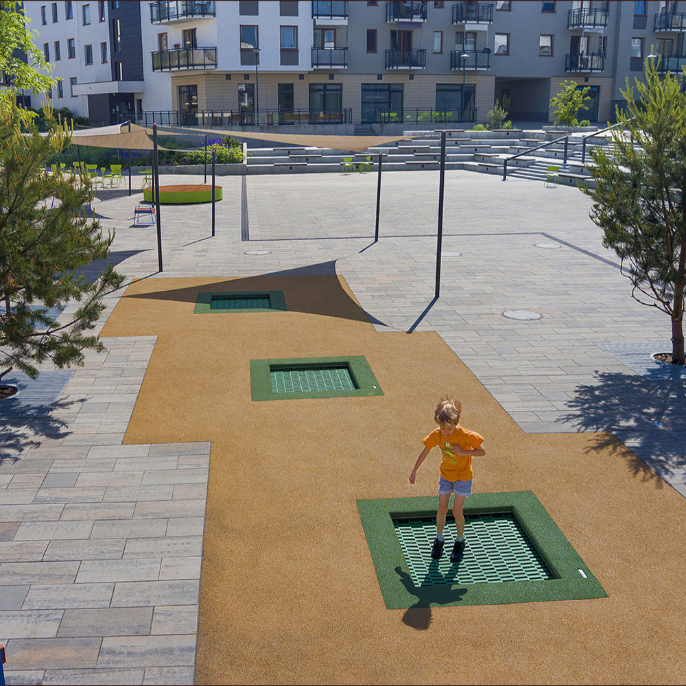 in-ground-trampoline-for-the-playground-medium (1)